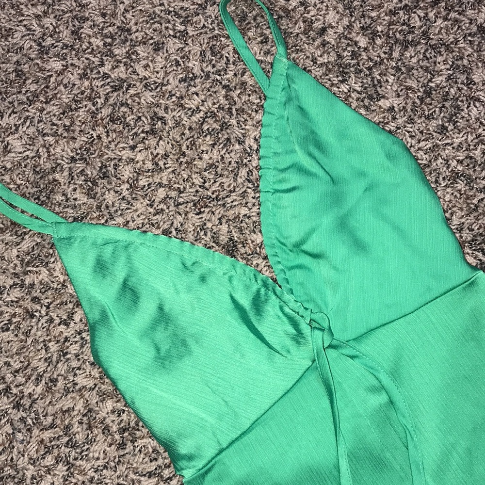 WILD FABLE Satin Bright Green Women's Summer Jumpsuit
| NWT!🐠 - Picture 4 of 9